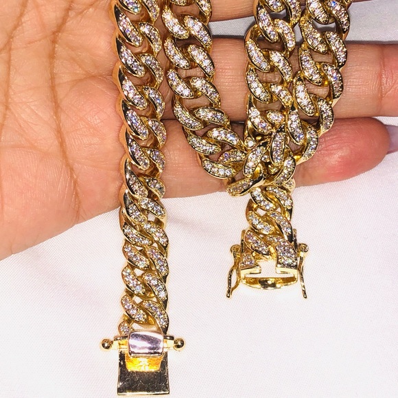 10k yellow gold vermeil Cuban link heavy chain for men, simulated diamonds Sale - Picture 6 of 8